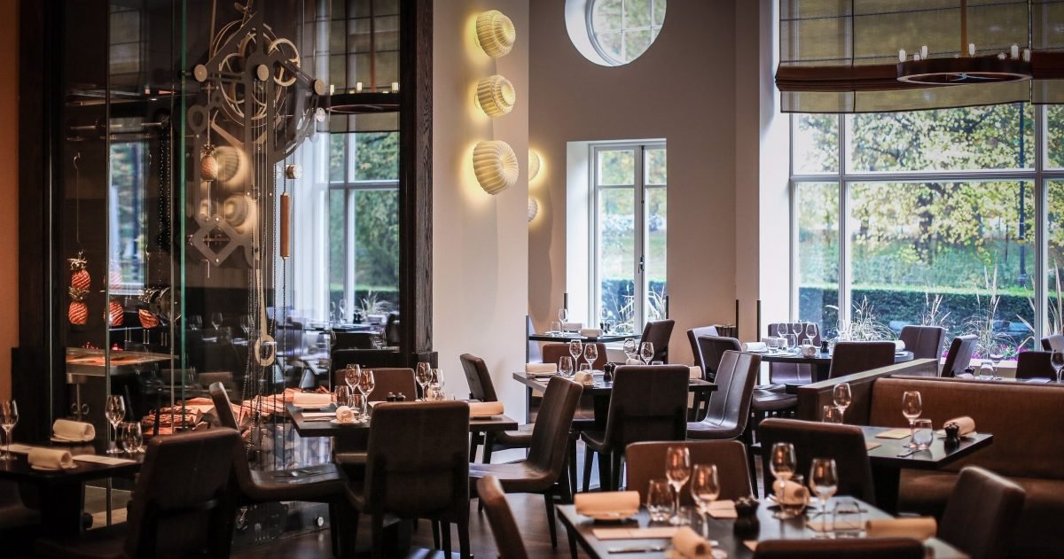 Unique & Luxury Experiences in London, Dinner by Heston Blumenthal
